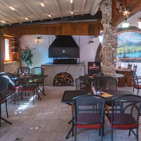 Samorost Vendégház Jarošov nad Nežárkou